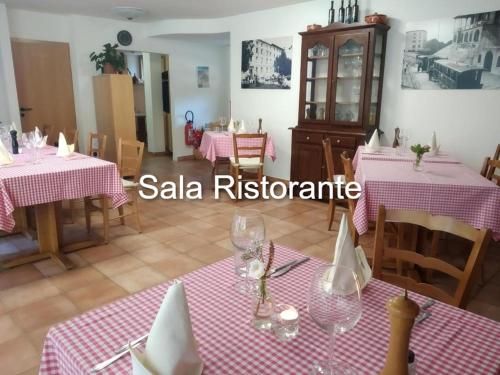 MOUNTAIN HOTEL Osteria di MONTAGNA La Peonia Monte Generoso 3