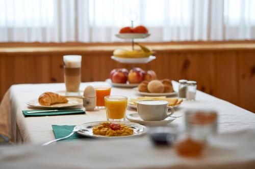 Hotel Sonnenhalde, Arosa 3