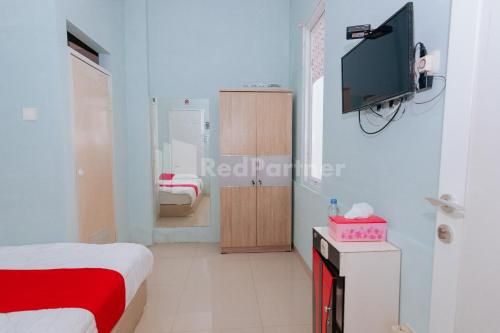 OYO 94494 Krekot Residence Pasar Baru COO Property 3