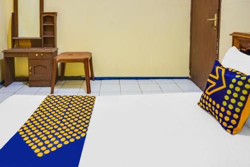 OYO Life 92087 Griya Nurainy 3