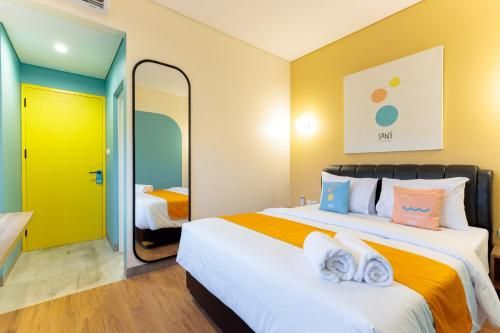 Sans Hotel Kelapa Gading Jakarta 2