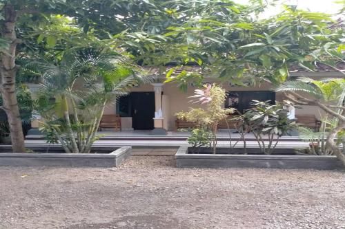 SPOT ON 93740 Madame Guesthouse 3