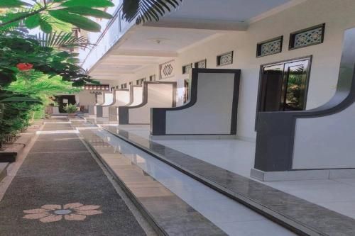 SPOT ON 93740 Madame Guesthouse 2