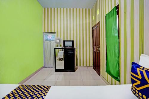 SPOT ON 92673 Gang Songo Syariah HomestayNearWisata Osing 3