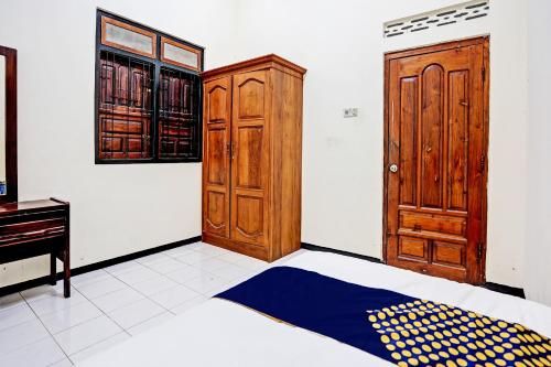 OYO Life 92785 Wisma Trubus Syariah 2 étoiles à Tuban