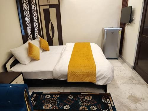 Sun Moon Residency and Apartments, Hotels in Rohini -1 estrellas en New Delhi