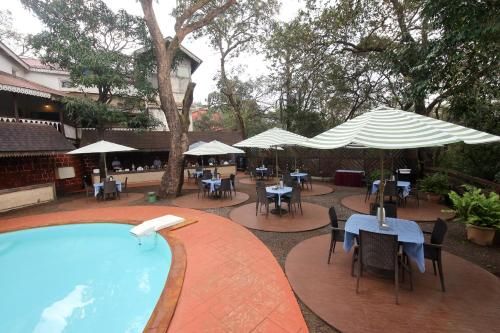 Westend Hotel 3 estrelas em Karjat