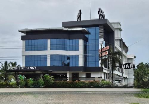 Hotel Jyothis Regency 3 estrellas en Palakkad