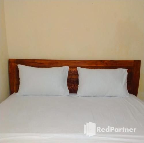 Navisha Guest House Syariah near Exit Tol Batang RedPartner 3