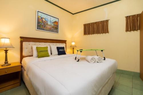 Urbanview Hotel Griya Astoeti 2 Cisarua Puncak 2
