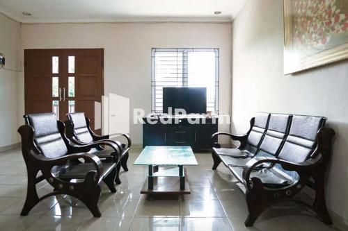 RedDoorz at Victory Homestay Karawaci 2
