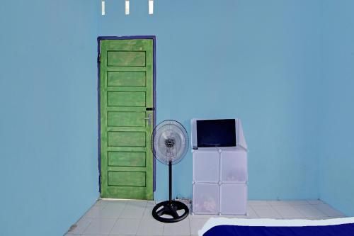 SPOT ON 91918 Najla Guest House Syariah 2