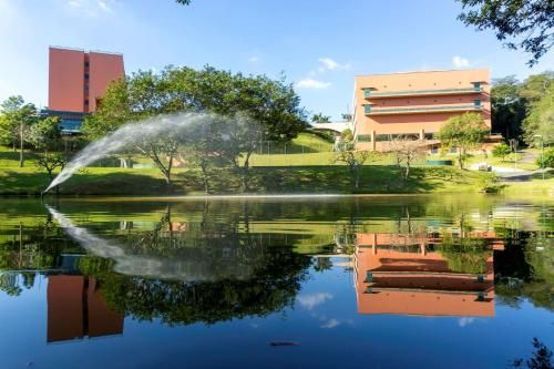 Almenat Embu Das Artes Sao Paulo, Tapestry Collection 3