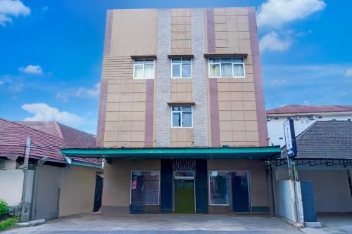 Collection O R.Sukamto Near Palembang Trade Center Mall 3