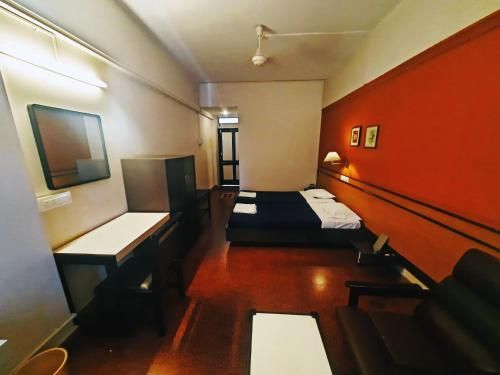 Sanman Deluxe Lodge 2