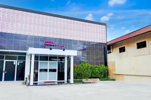 Hotel O Padang City Center Near Pantai Padang Formerly Hotel Siti Nurbaya 2
