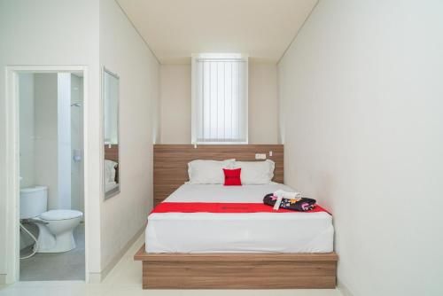 RedDoorz Plus @ Jalan Pemuda Timur Bojonegoro 2