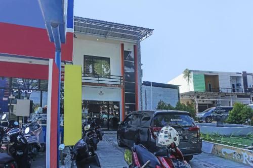 OYO 91432 Dalle 5151 Jeneponto Near Patung kuda, Jeneponto 2 estrellas en Makassar