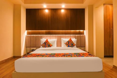 FabHotel Prime Shanit 2