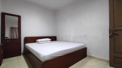 OYO 93175 Wisma Syariah Dian Near Pare-pare 3