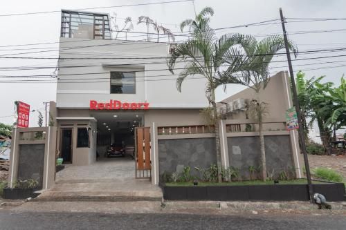 RedDoorz Syariah @ Boemi Guesthouse Tasikmalaya 2