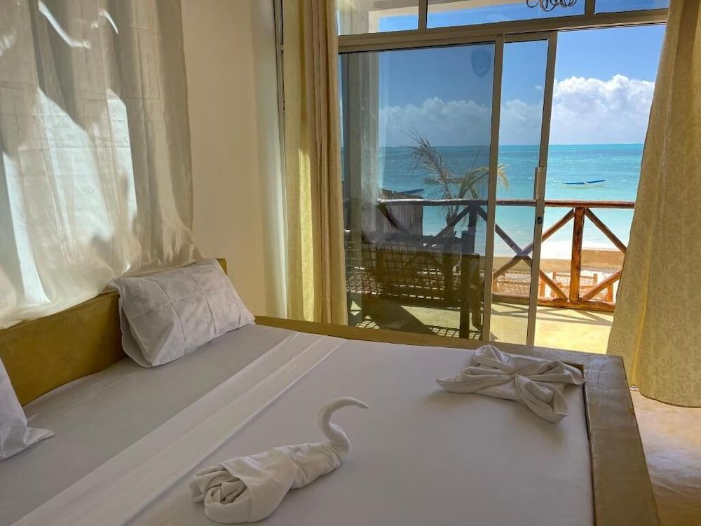 Aquelia Rose Hotel 3