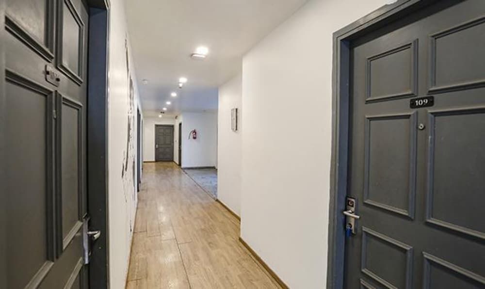 FabHotel The Vaishali Dakshini Pitampura 3