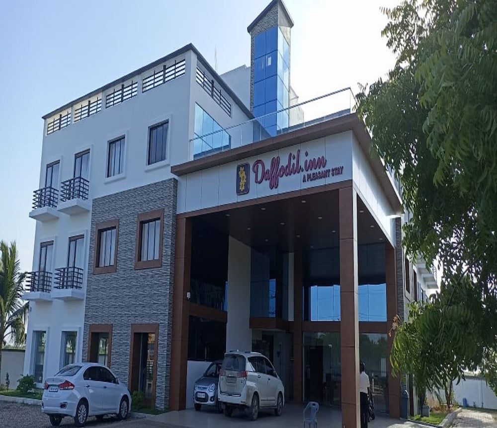 Daffodil Inn 1