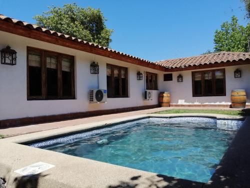 Tierra y Vino al lado del casino y museo tu mejor opción -1 estrellas en Santa Cruz
