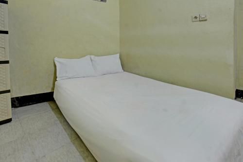 SPOT ON 92882 Penginapan 3 Bersaudara Near Pasar Sengkol 3