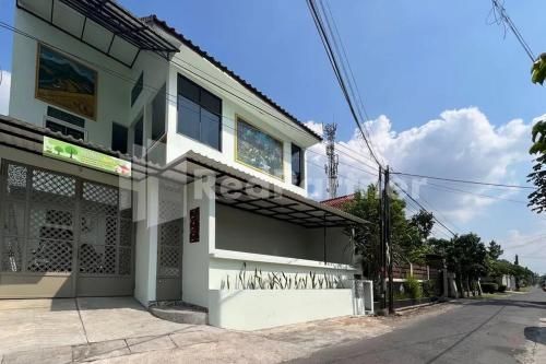 Trubus Guesthouse Syariah Magelang mitra RedDoorz 2 estrellas en Magelang