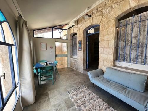 The Way Inn - Boutique Suites 3