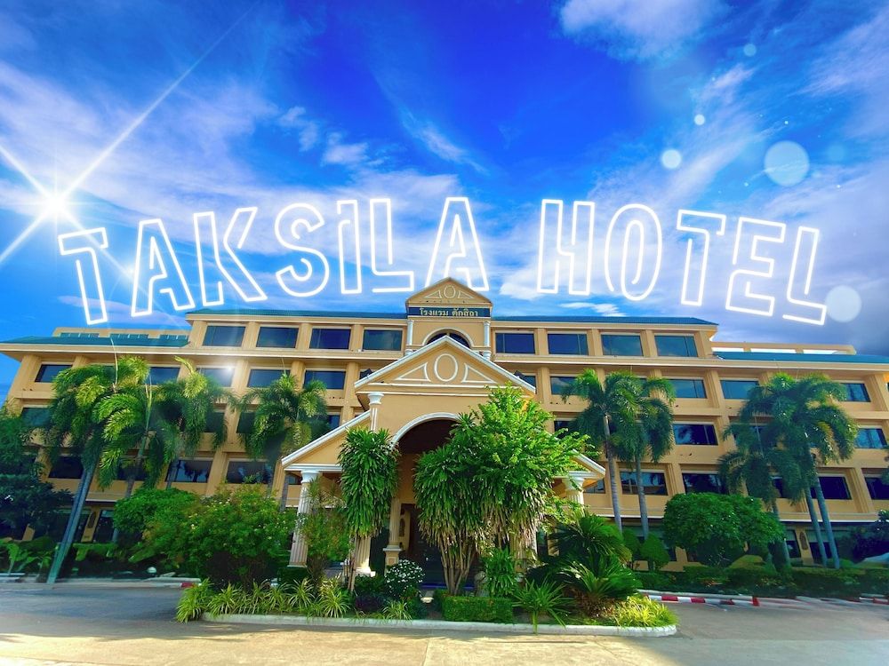 Taksila Hotel 4 estrellas en Maha Sarakham