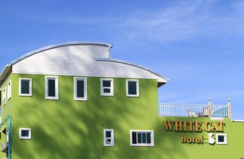 White Cat Hotel 1