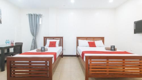 RedDoorz at RJs Bldg near Lyceum Gen Trias Cavite 1