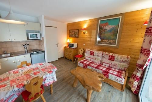 Terres de France - Résidence les Silènes 2