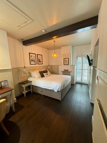 Woolpack Inn 2