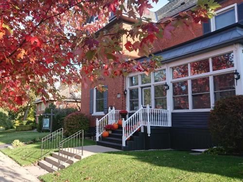 Colborne Bed and Breakfast 2