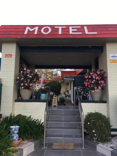 Major Innes Motel 3