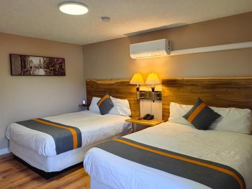 Harbour Light Motel 3