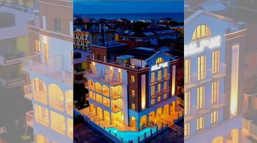 Residence Hotel Alba Palace 4 estrellas en Alba Adriatica