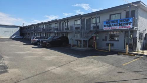 Super 7 Inn By OYO San Antonio NW Medical Center 2