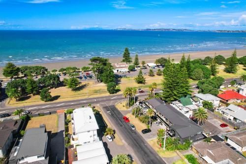 Orewa Beachcomber 2