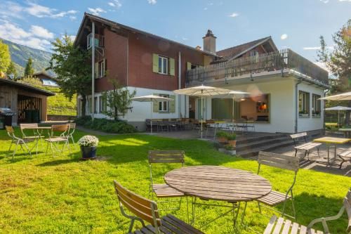 Brienz Youth Hostel 1