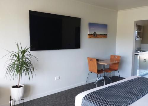 Lake Dunstan Motel 2