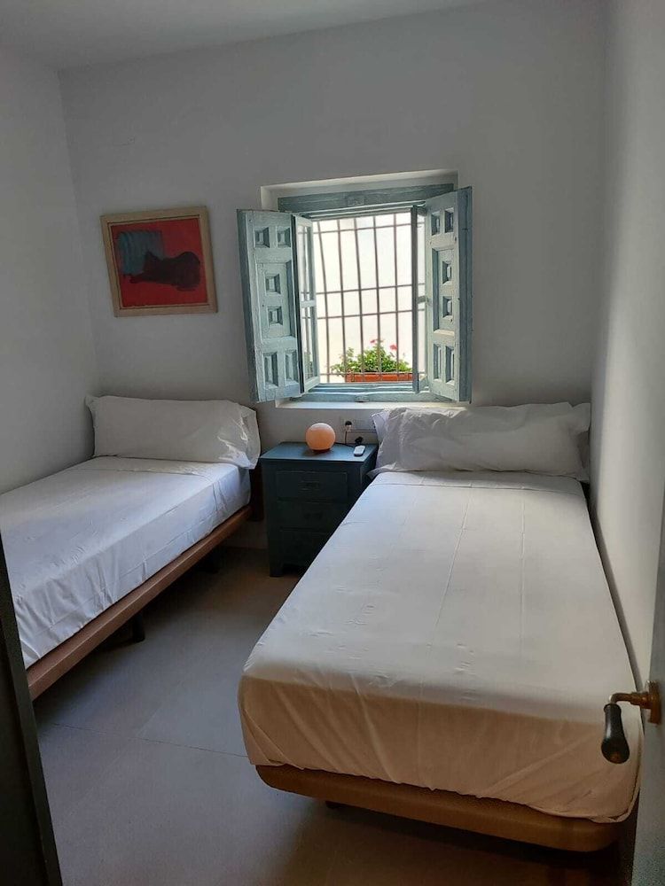 Mina25 by 7Escalones 2