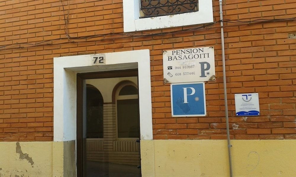 Pensión Basagoiti 1