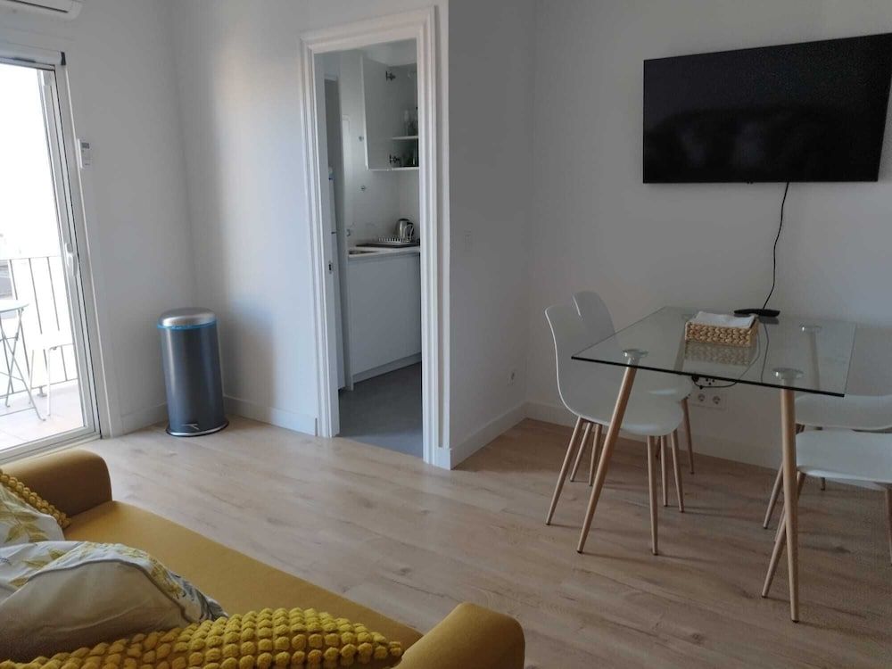 Feel Welcome Barcelona Splau 2