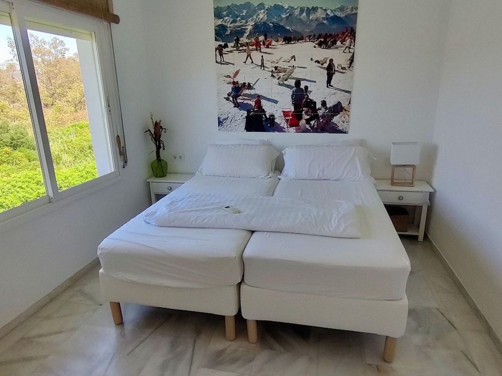 Holiday Home Near La Duquesa Golf & Beach 2