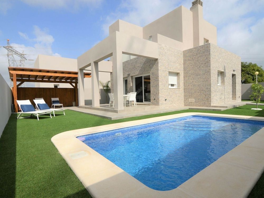 Villa in Rojales With Private Pool 1
